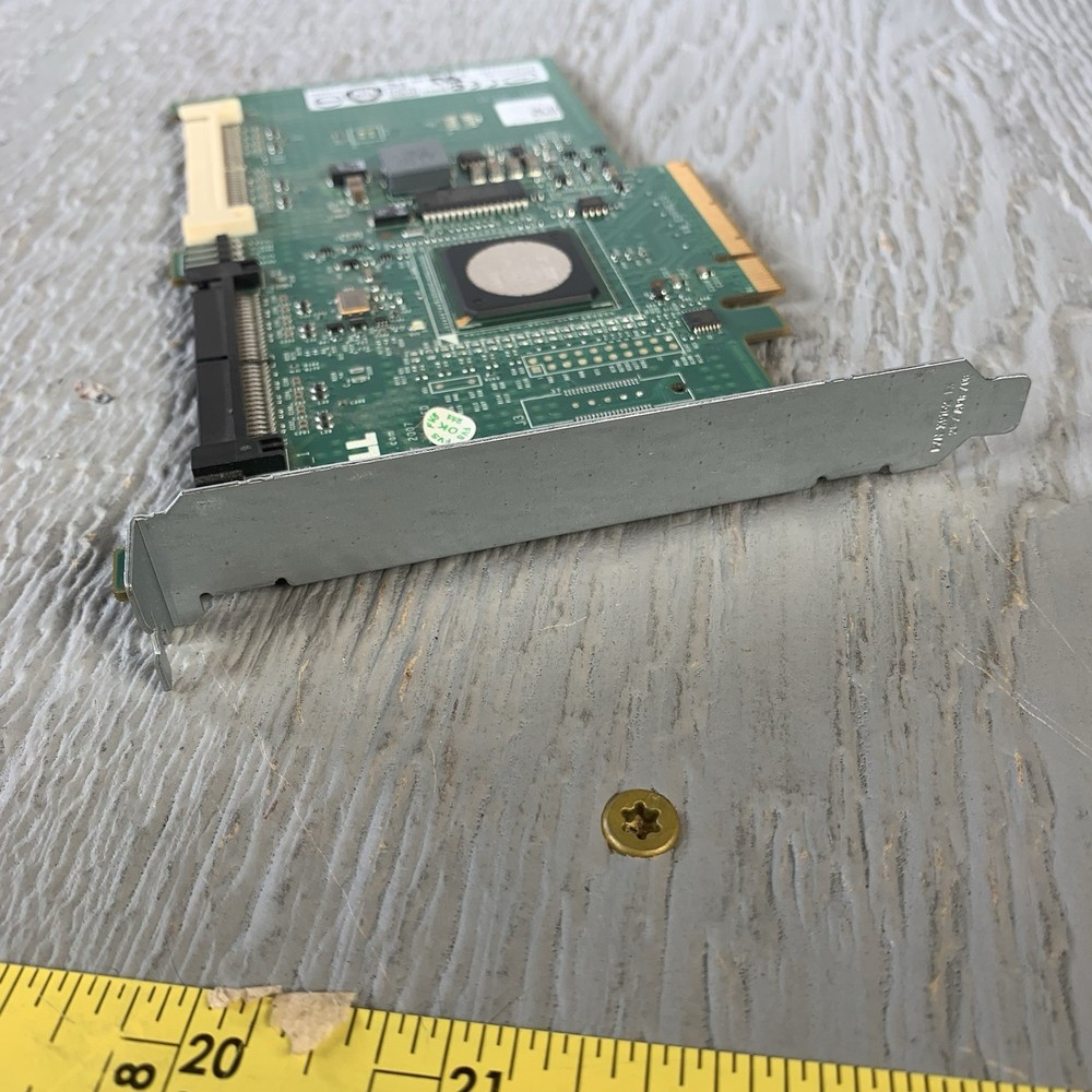 DELL POWEREDGE 0JW063 - E2K-UCS-61 B SAS RAID Controller Card