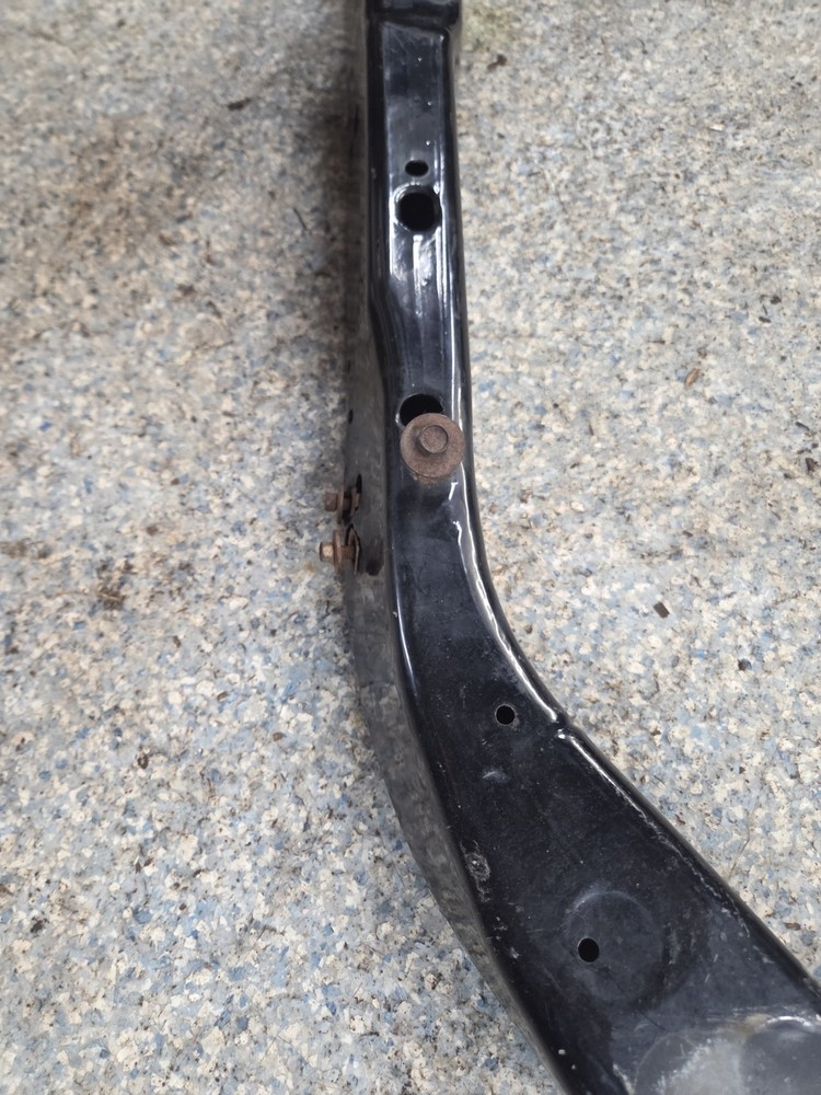 2005 Ford F250 UPPER core Support