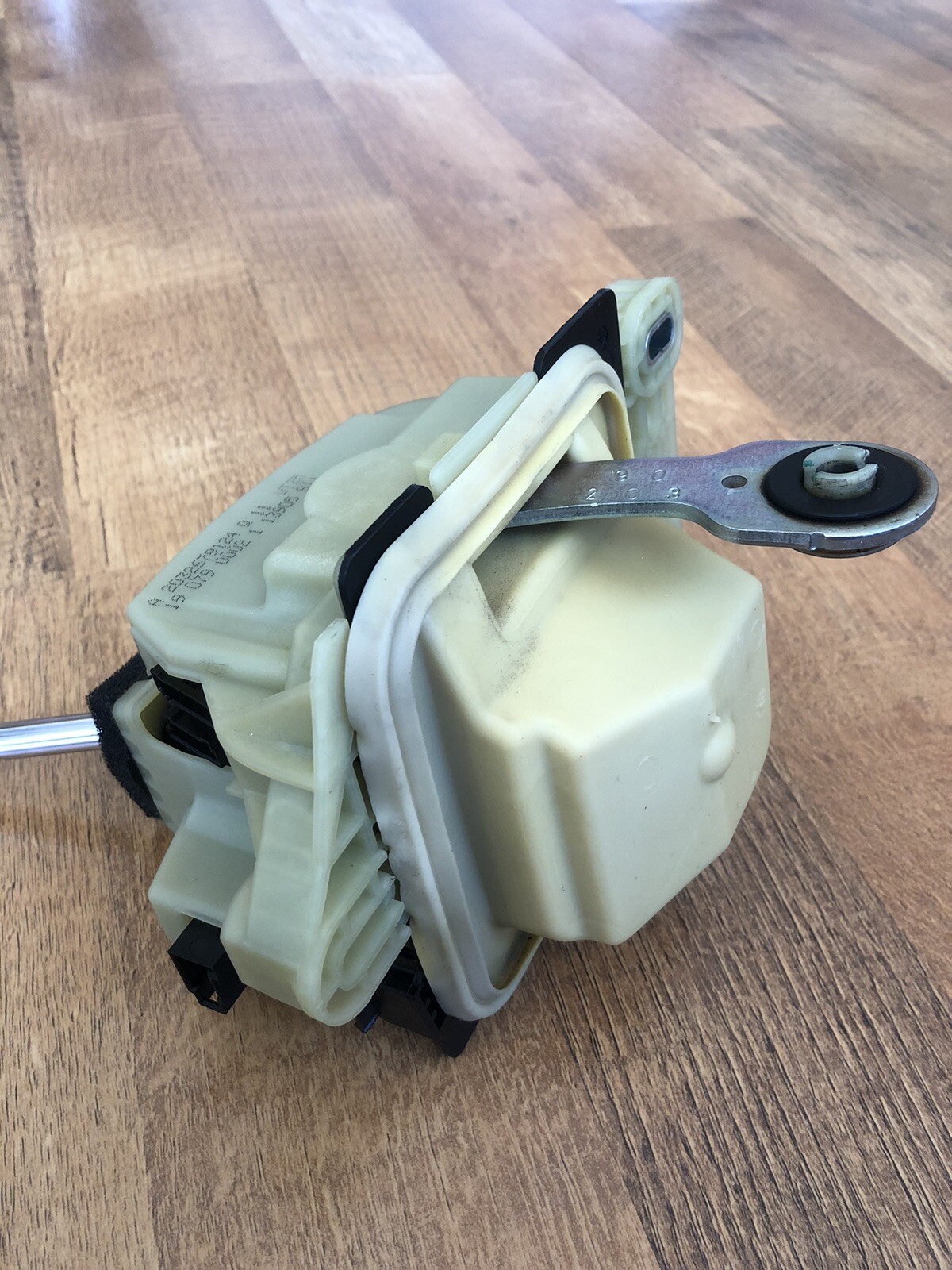 01-06Mercedes W203 C230 C320 C240 C280 Floor Gear Shifter (Tested)