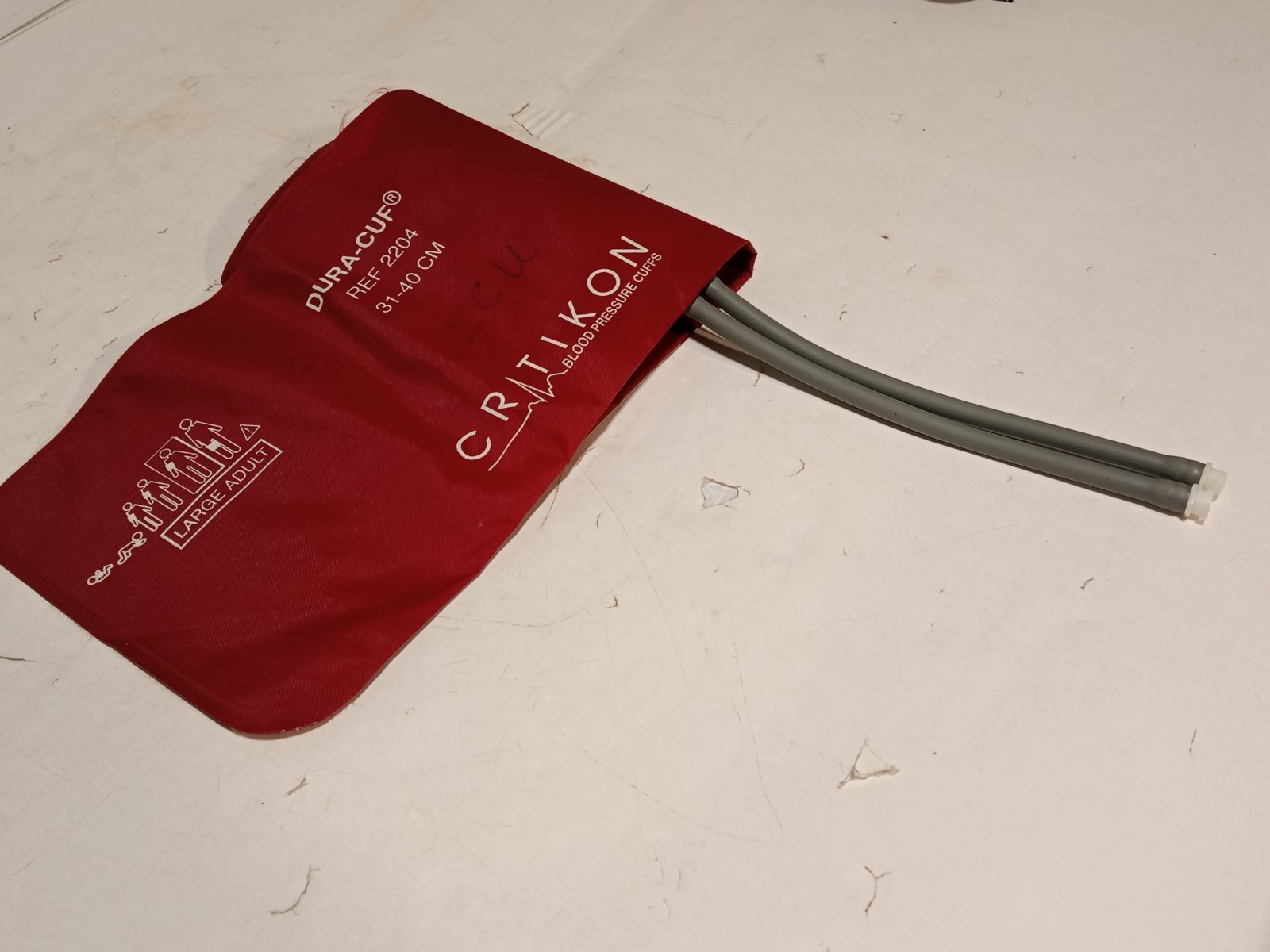 Lot of 40+ BP cuffs & hoses GE Critikon/Welch Allyn 2205 107365 088845 NIBP 12ft