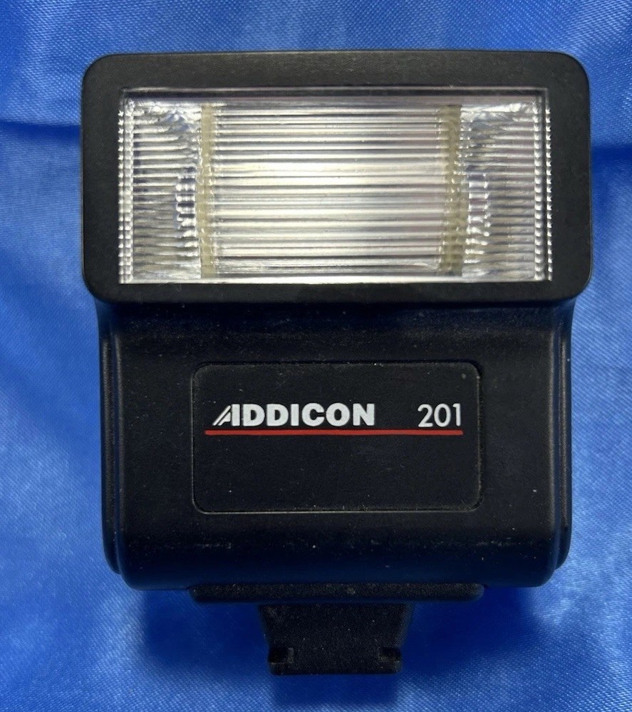ADDICON ELECTRONIC CAMERA FLASH 201 AUTOMATIC TESTED WORKS PROPERLY