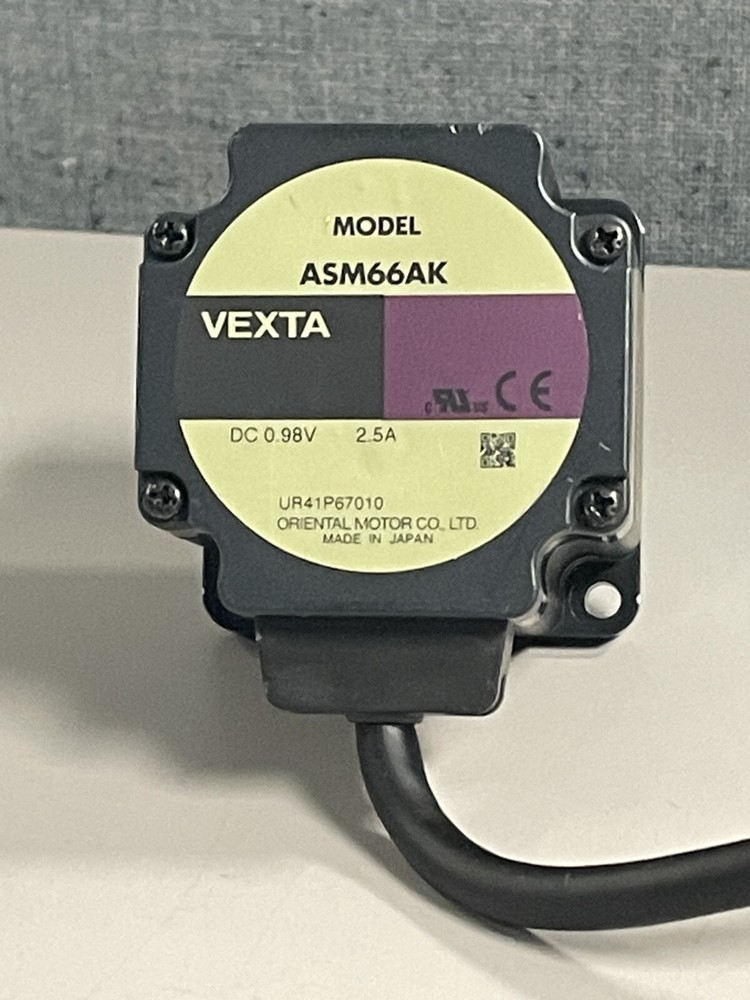 Vexta ASM66AK DC 0.98V - 2.5A Stepper Motor - Used