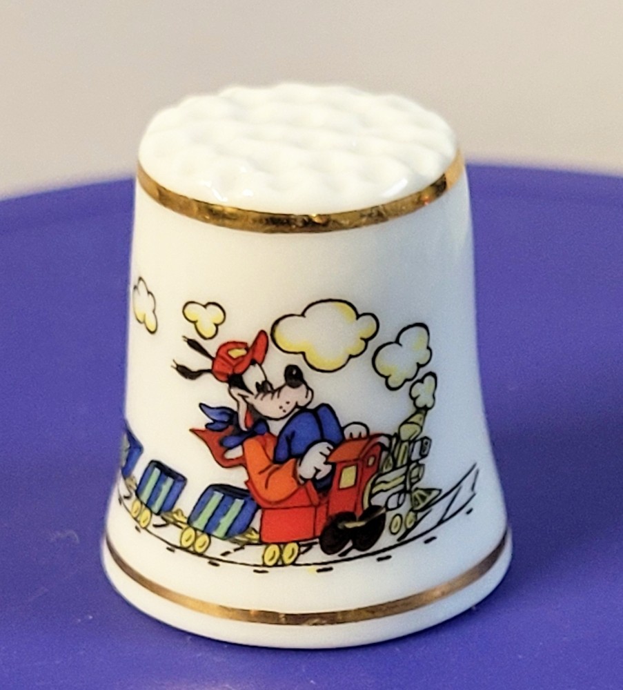 ENGINEER GOOFY with PLUTO First Character  Porcelain Thimble Circa 1983