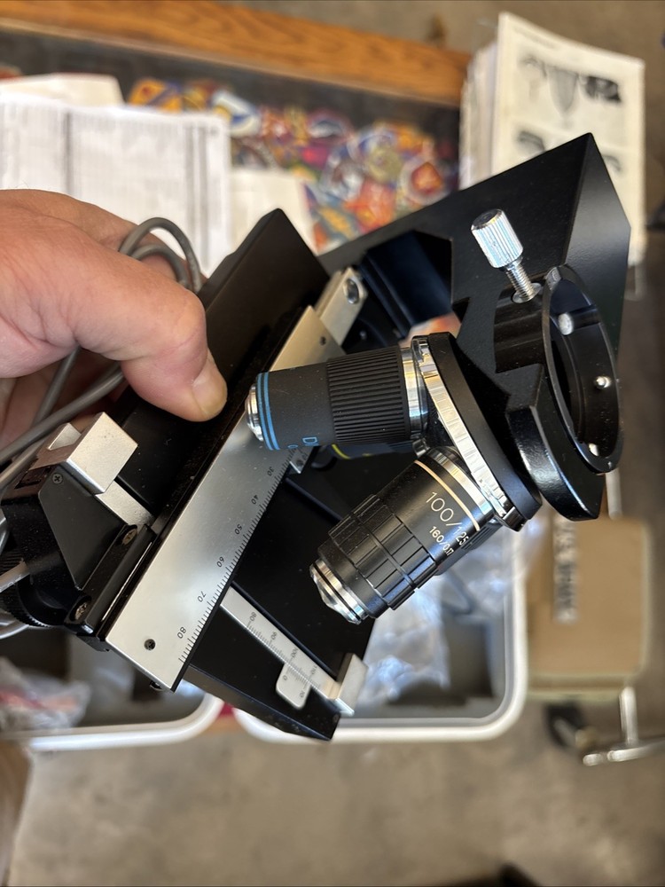 microscope Columbia FM 600