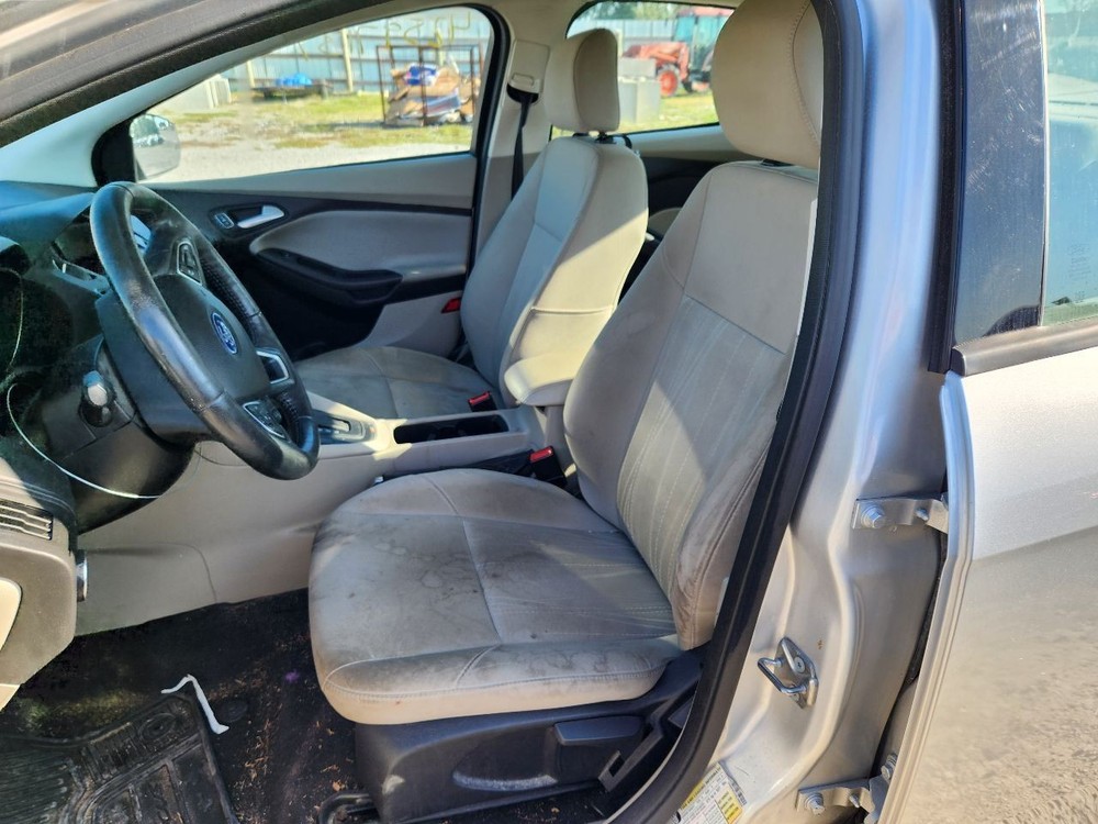 2015-2018 Ford Focus Front 4.2" Display Screen