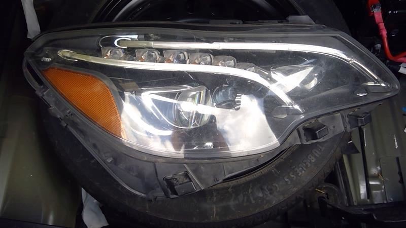 E350 2014 Speaker 784463
