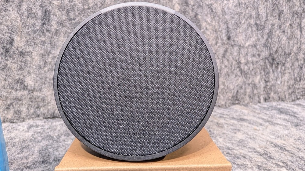 Amazon Echo Pop WiFi/Bluetooth Smart Speaker C2H4R9 Black 🔥New/Open🔥