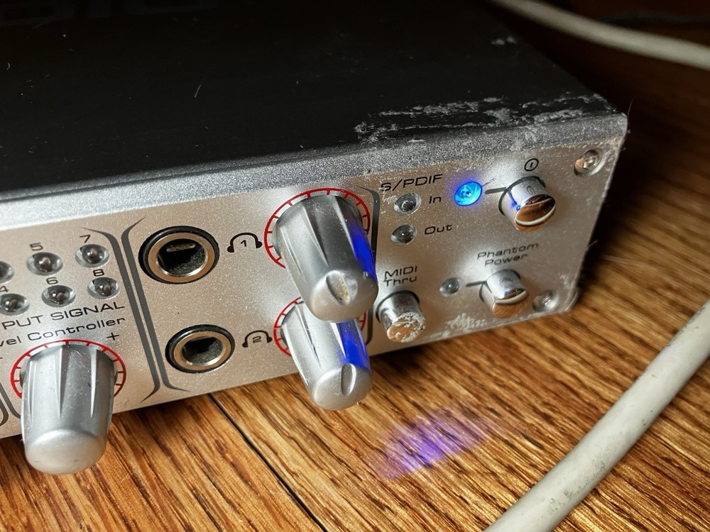 M Audio FireWire 410 interface with power supply