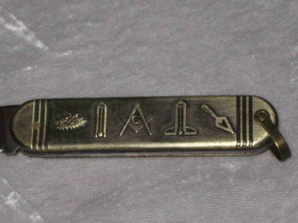 Working Tools Folding Pocket Knife Freemasonry Square Compass NEW!