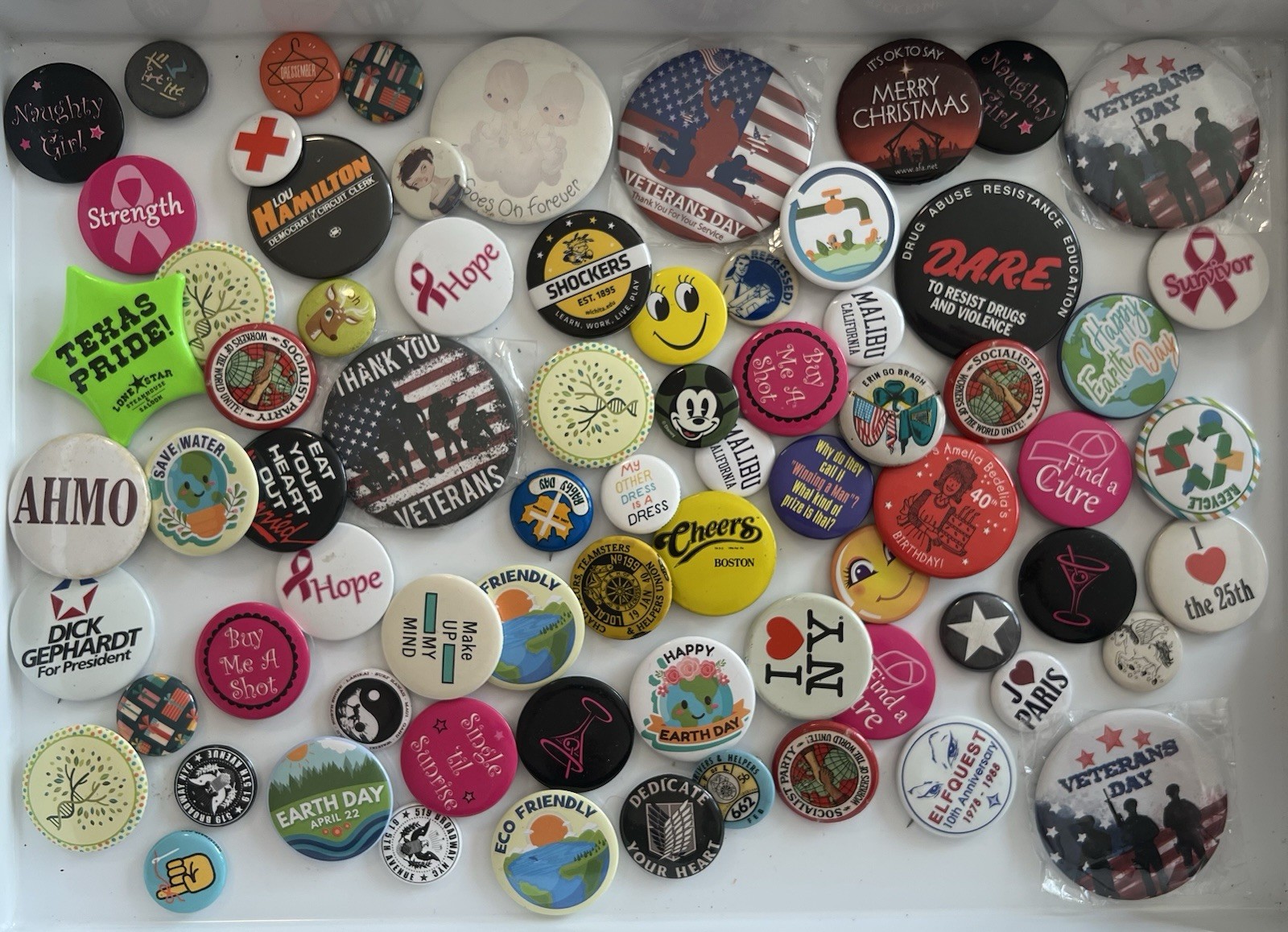 Lot 70+ Vintage Pinback Buttons Political Advertisement Pop Culture Assorted Mix