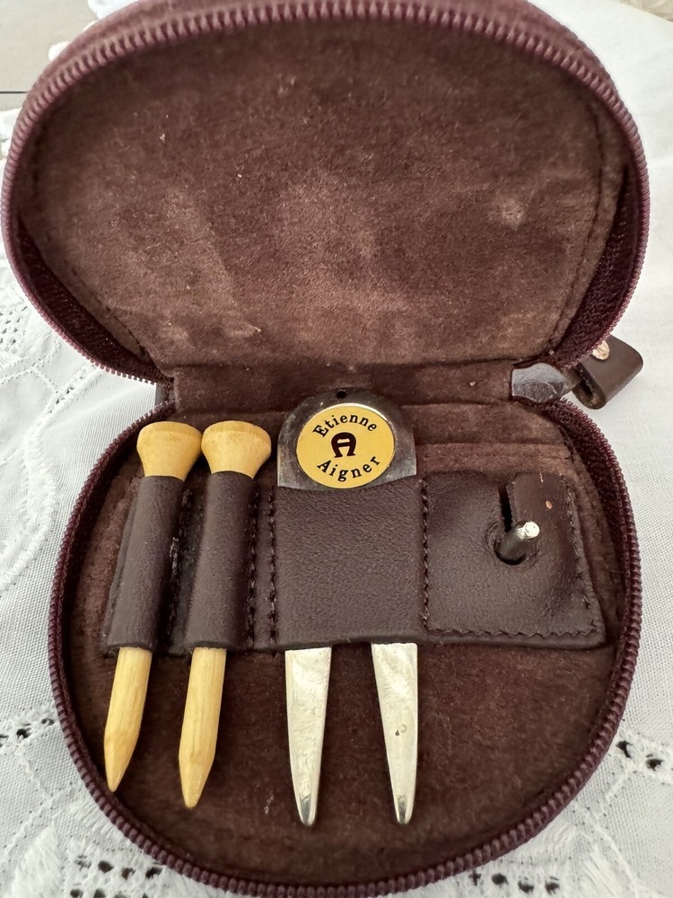 Etienne Aigner Leather Golf Ball & Tee Brown Leather Case