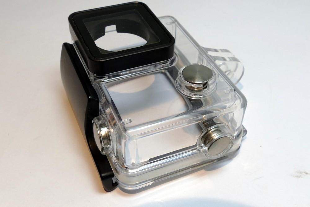 GoPro HERO plastic hard case housing - missing locking buckle