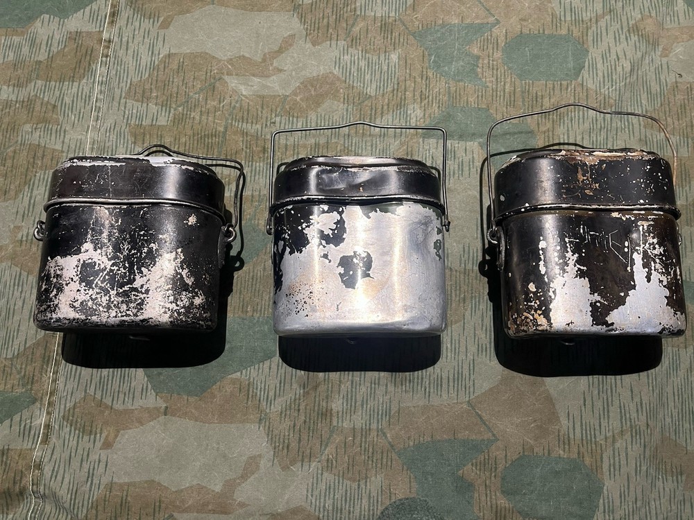 WW2 German Style Uniform Mess Tin Kit / Post War / Great For Reenactors