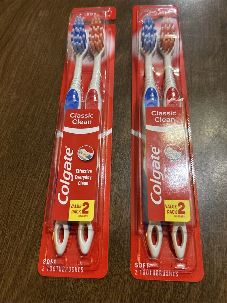 Colgate Classic Clean Full Head Toothbrush 2 Pack, Soft