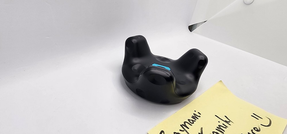 HTC VIVE Tracker 2.0 - For Full Body Tracking, Virtual Production, Model 2PYV200