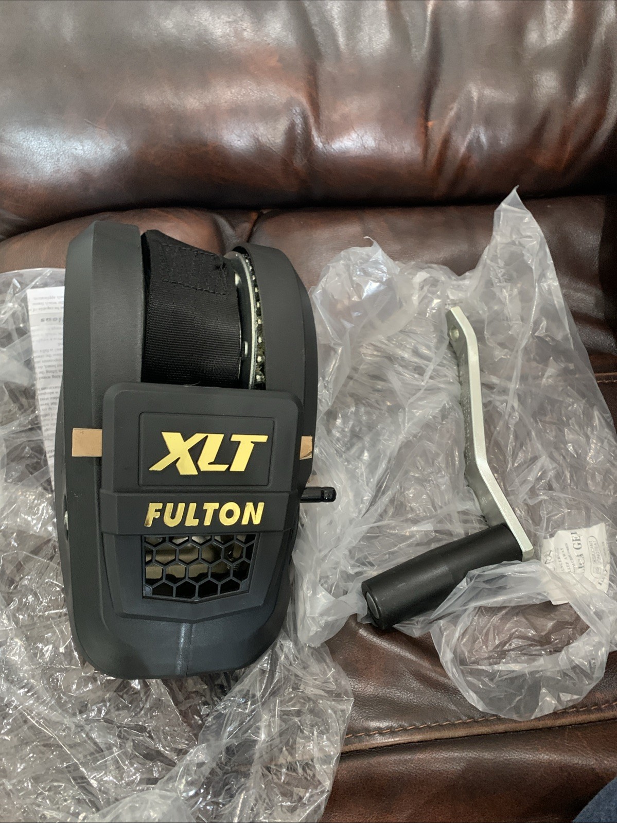 Fulton XLT Trailer Winch, 1500 lbs, 20 ft Strap, 6 Inch Handle, Black Finish
