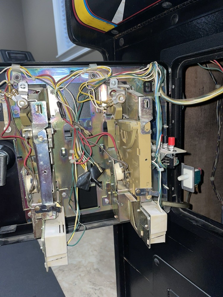 STARTGATE ARCADE MACHINE by WILLIAMS (Excellent Working Condition)