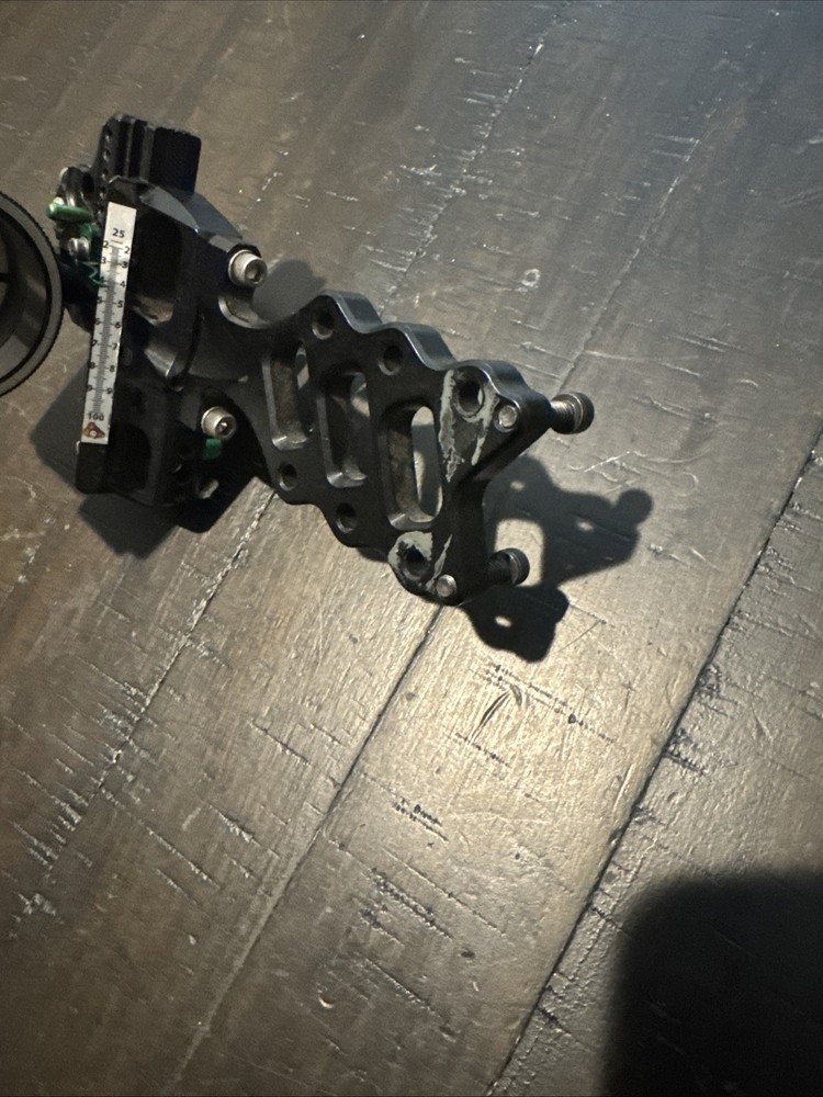 Axcel Accu Hunter Single Pin Slider Bow Sight