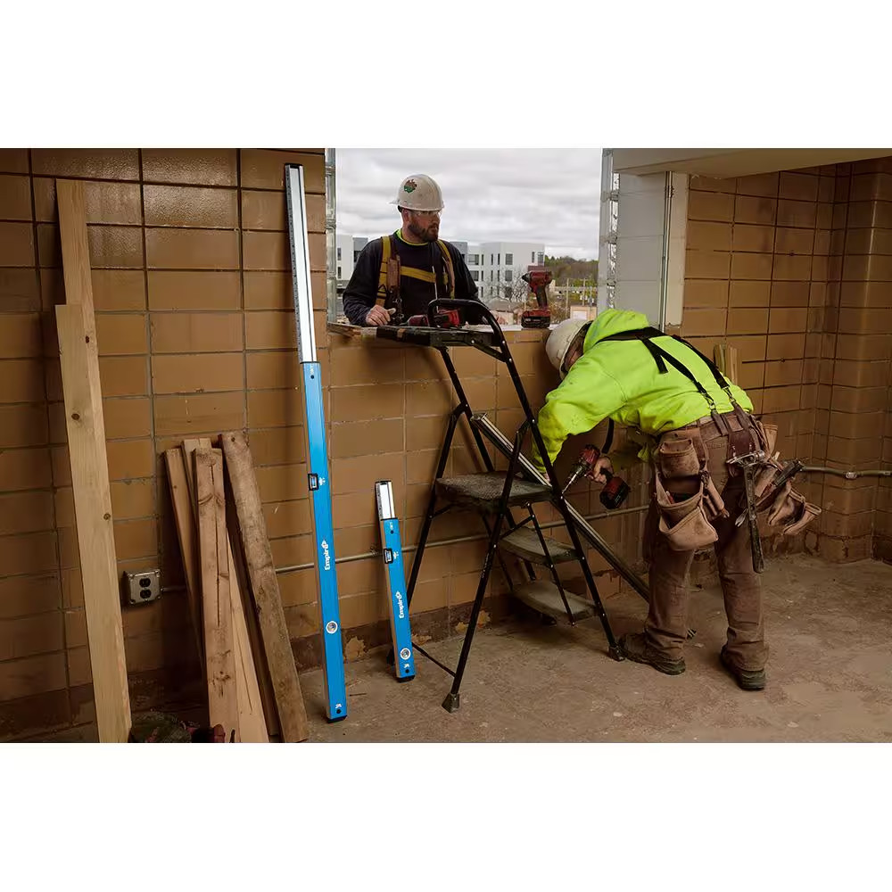 48 In. to 78 In. True Blue Extendable Box Level