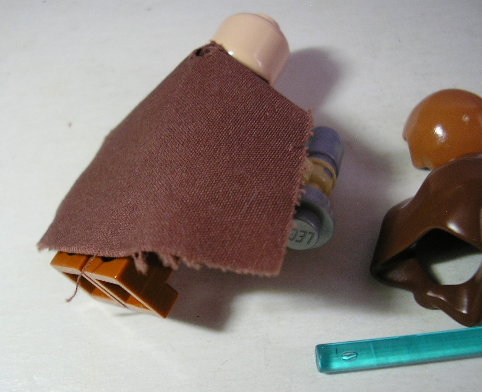 Lego Star Wars OBI-WAN KENOBI Light-up Lightsaber Minifig 7257 Does Not Work (A2