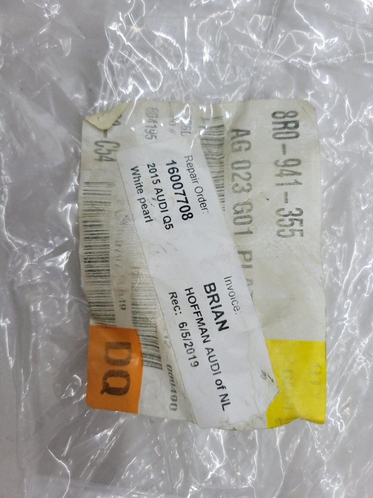 Audi Retaining Bracket 8R0-941-355