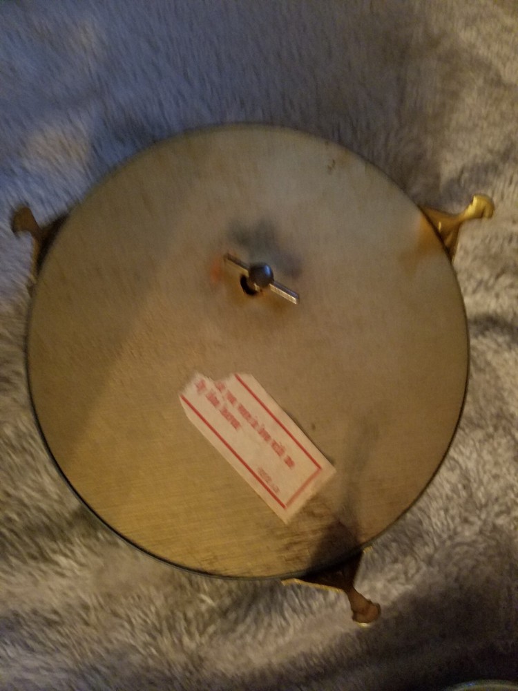 Vintage Musical Powder Puff