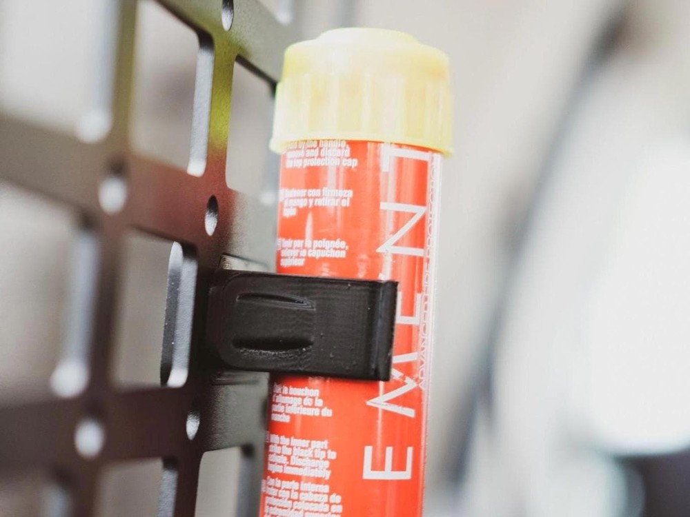 Element Fire Extinguisher Mounting Kit