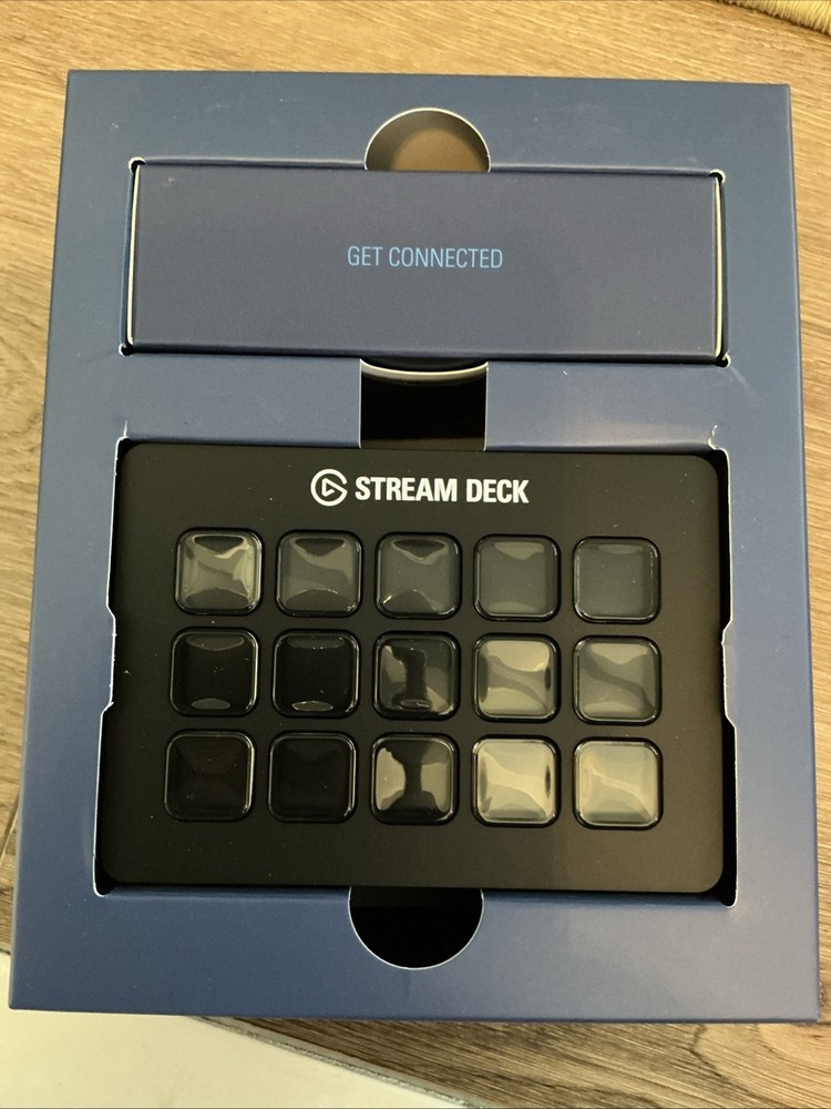 Elgato Stream Deck MK.2 ? Studio Controller, 15 macro keys