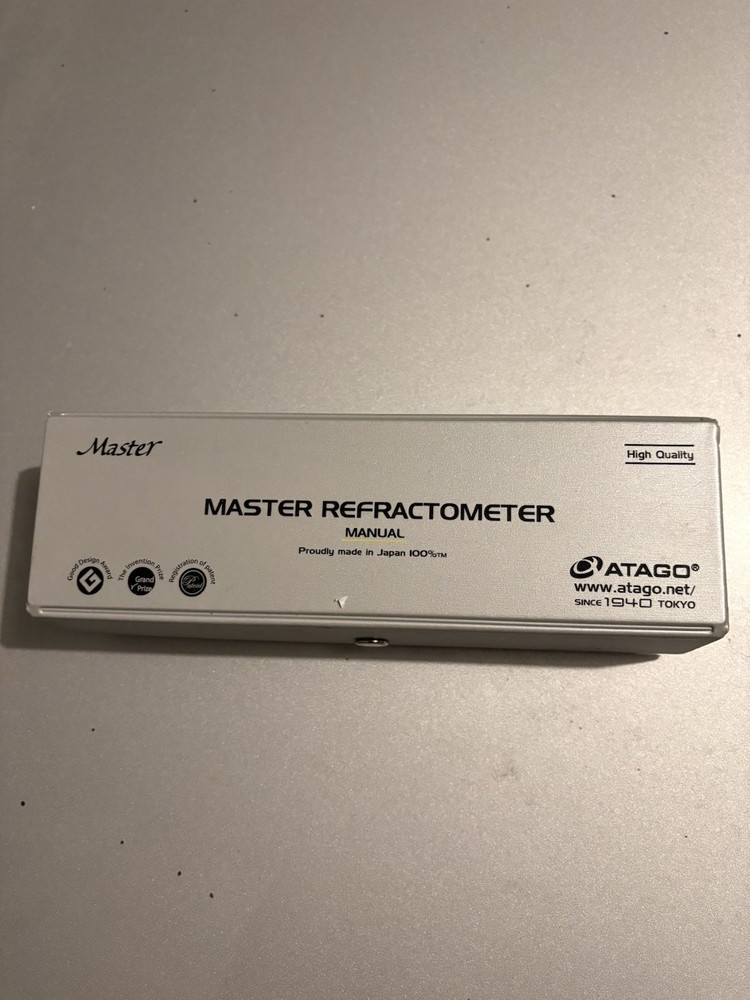 Atatgo Refractometer 2333 Master-3M
