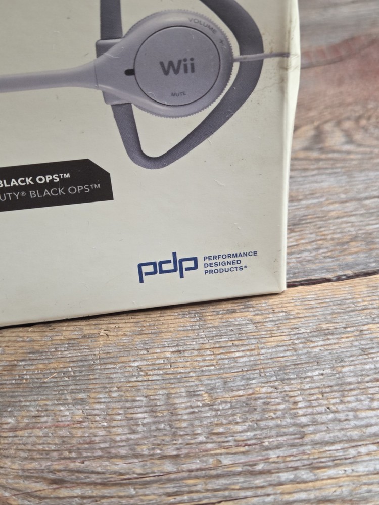 Wii PDP Headbanger White Ear-Hook Headsets