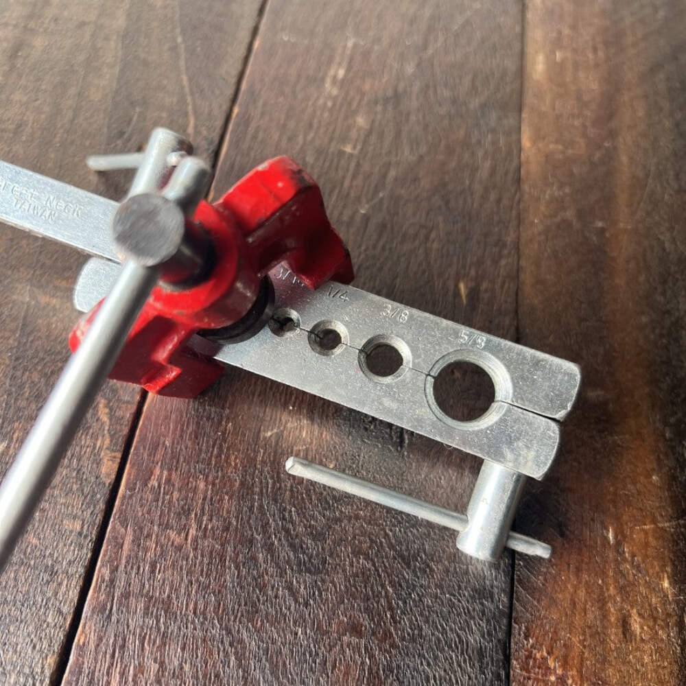 Great Neck 45 Degree Flaring Tool