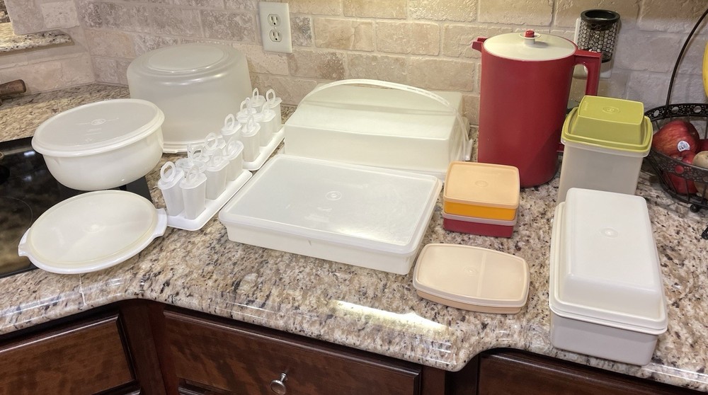 Tupperware Lot