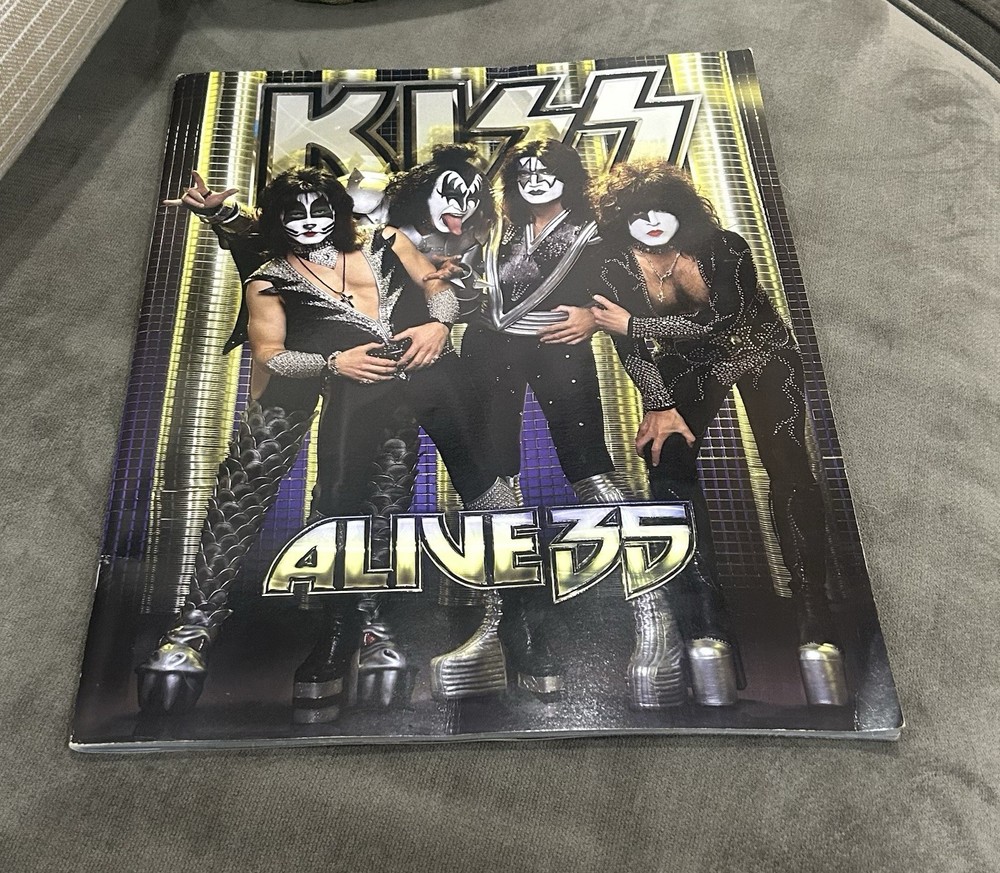 KISS ALIVE 35 Tour Book 2009