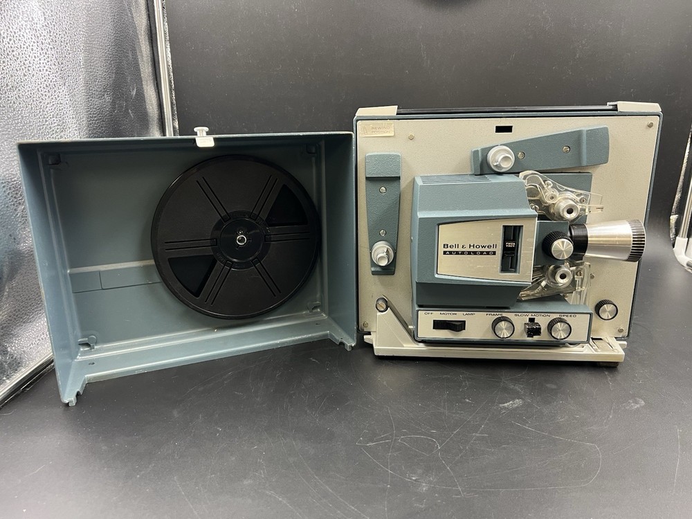 Bell & Howell A482X Projector (Not Fully Tested)