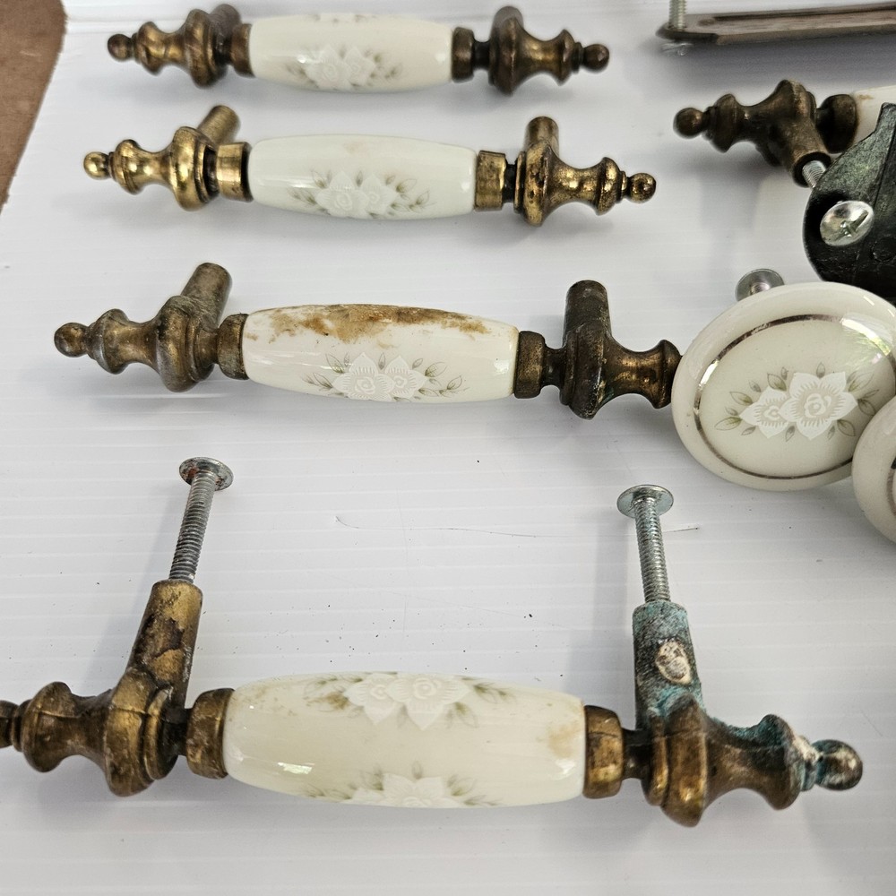 Large Lot Of Assorted Drawer Knobs And Pulls ( mixed lot)