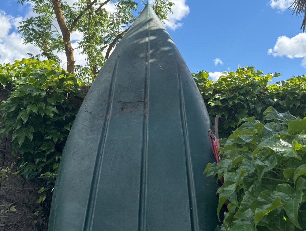 Canoe ￼
