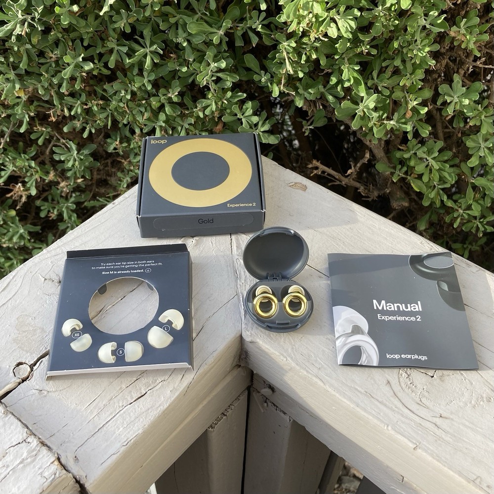 Loop Experience 2 Earplugs Gold Open Box See Everything Included