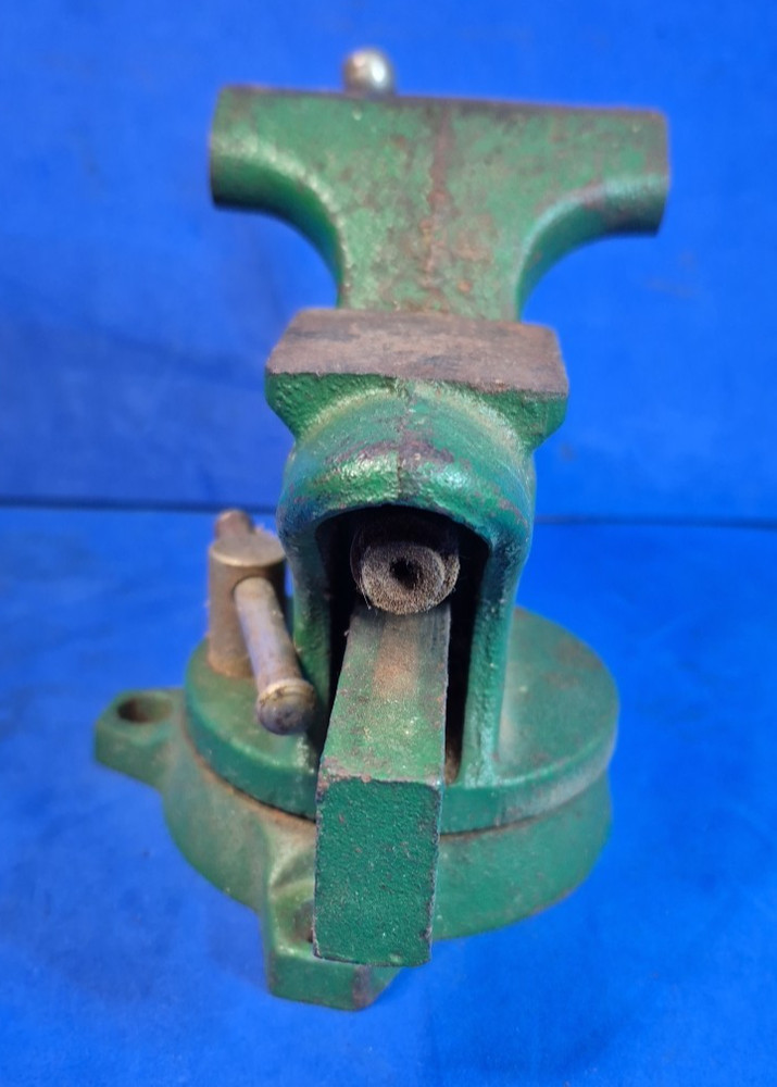 Fuller 3-1/2 Swivel Bench Vise