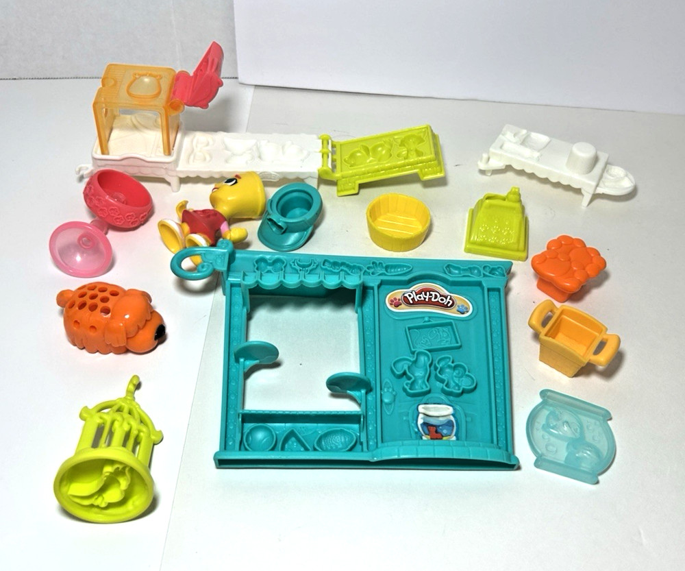 Play-Doh Simpson Pet Store Playset Hasbro