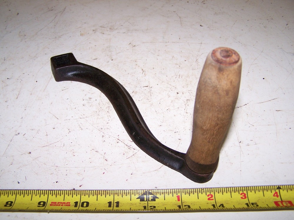 NOS Cast Iron Crank Handle Corn Sheller Pump Grinder Roller 5/8" SQUARE Shaft