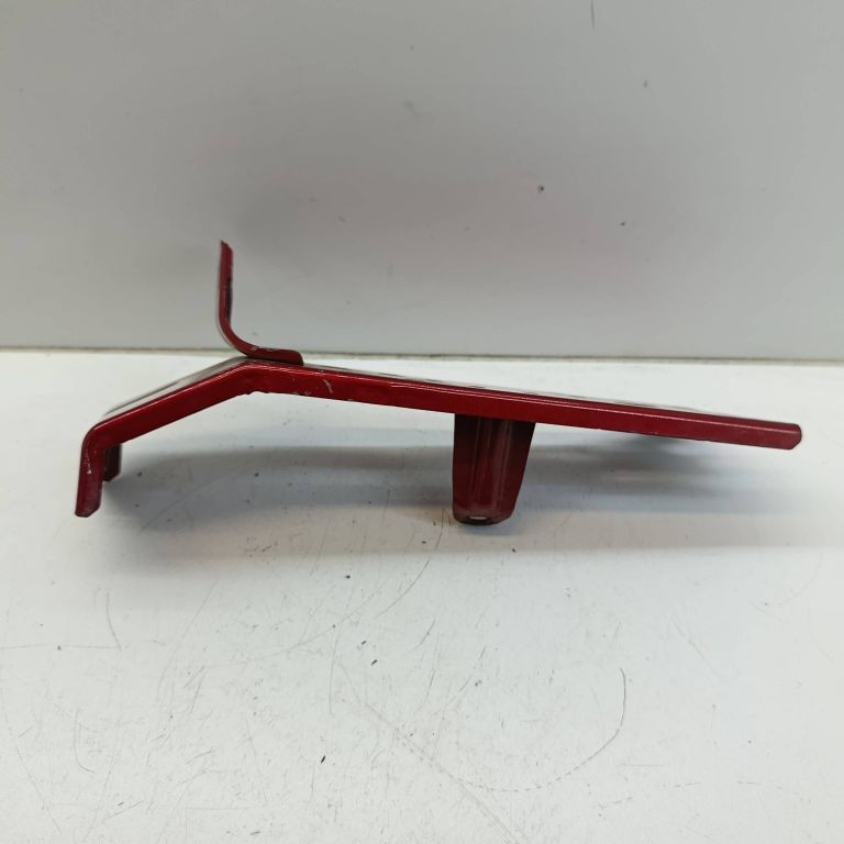 Mazda 3 Front Right Bracket Fender III 2014