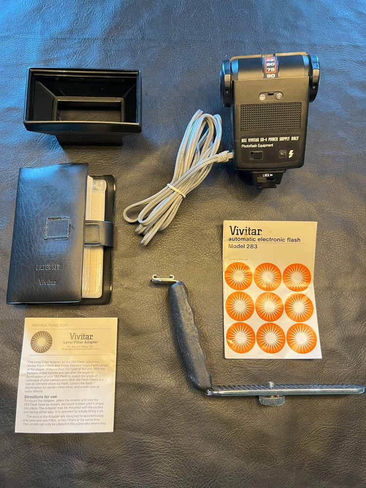 Vivitar Automatic Electronic Flash with Filters Model 283