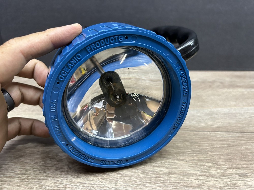 Vintage OCEANIC Ocean Pro Dive Snorkel Flashlight Hand Light