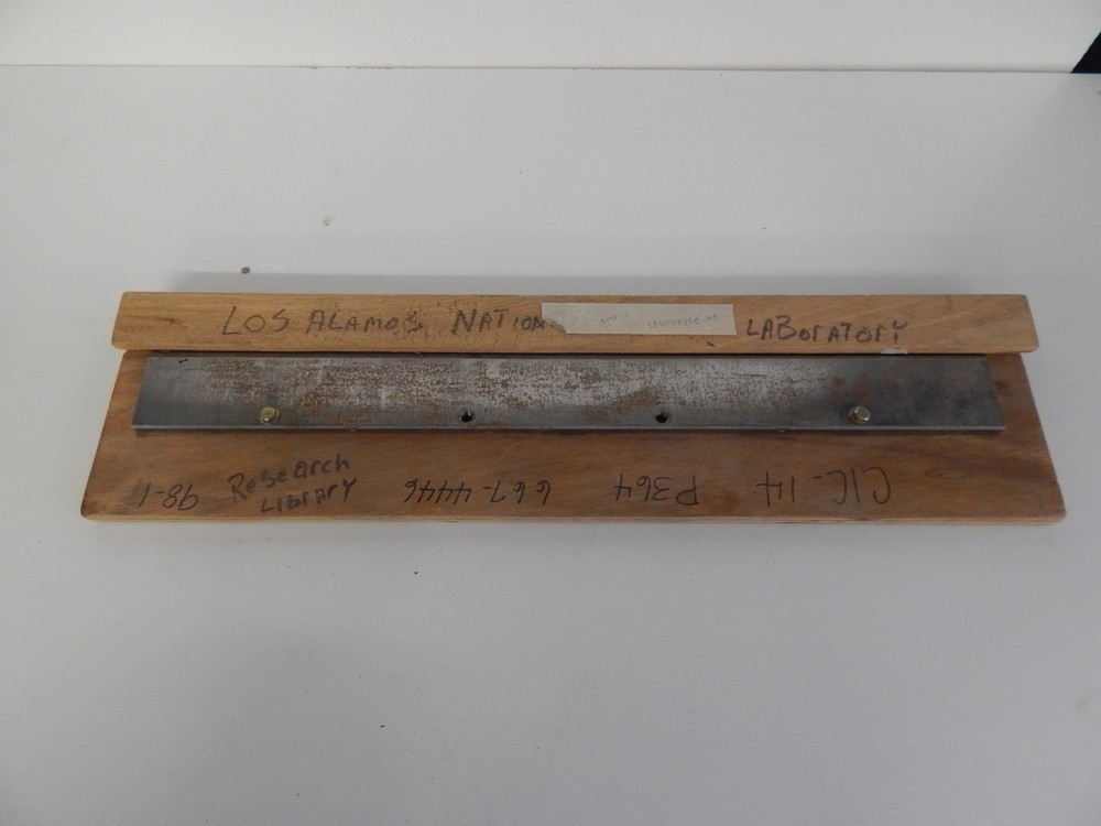 ^^ CHALLENGE 24" PAPER CUTTER BLADE    (JNL32)
