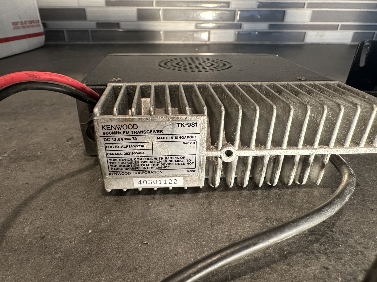 Kenwood TK-981 900MHz 33cm HAM RADIO Free Programming Mic Mounting Bracket