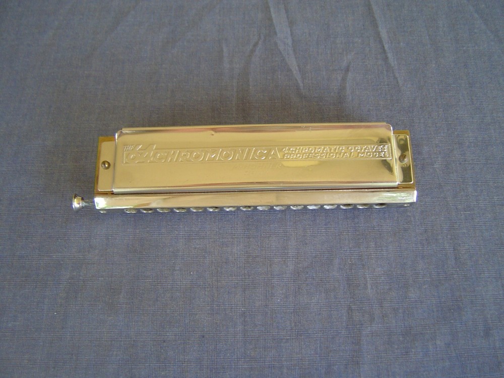 HOHNER "64 CHROMONICA" MODEL 280/64 "C" & RED STORAGE CASE
