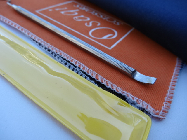 Thread Napper/4 in one Tool/For Dressmaking,Embroidery,crafts,scissors,patchwork