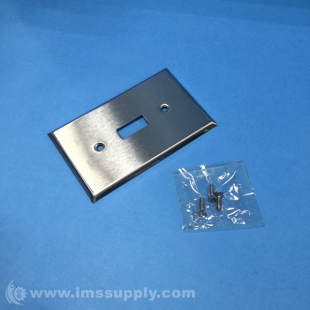 Leviton 80301-W Toggle Switch Wall Plate FNIP