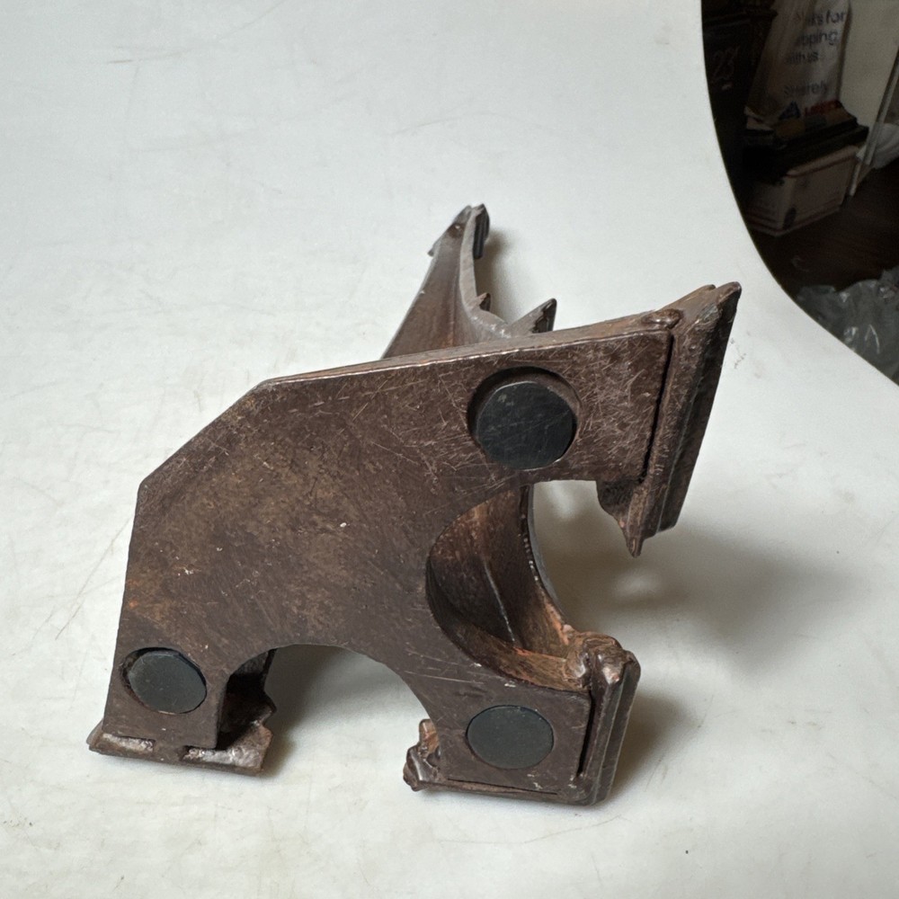 Paris Eiffel Tower 13" Cast Iron 3 Sided Architectural Corner Piece