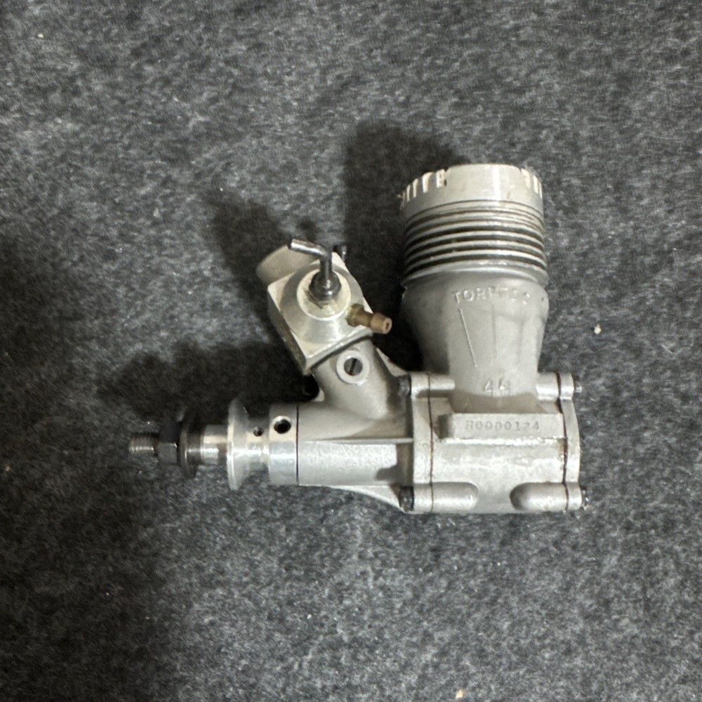 Torpedo 40 Nitro Engine Vintage Model Aircraft